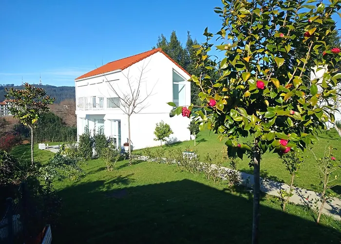 Casas Turisticas Lar Jardin - Parking Privado