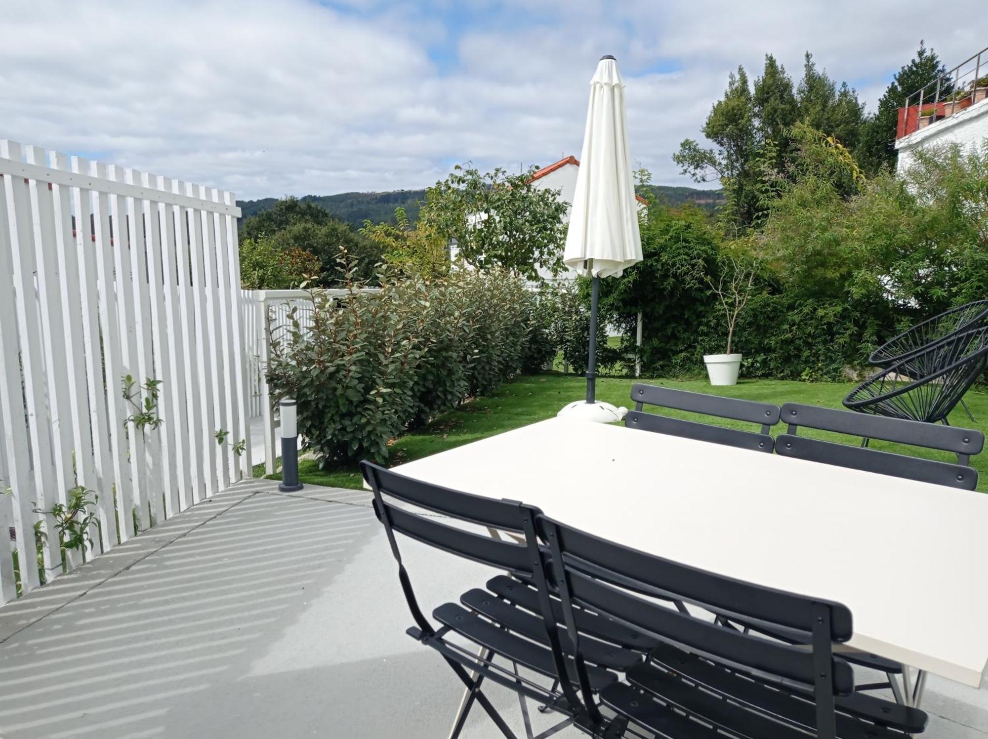 Lar Jardin - Parking Privado * Santiago de Compostela